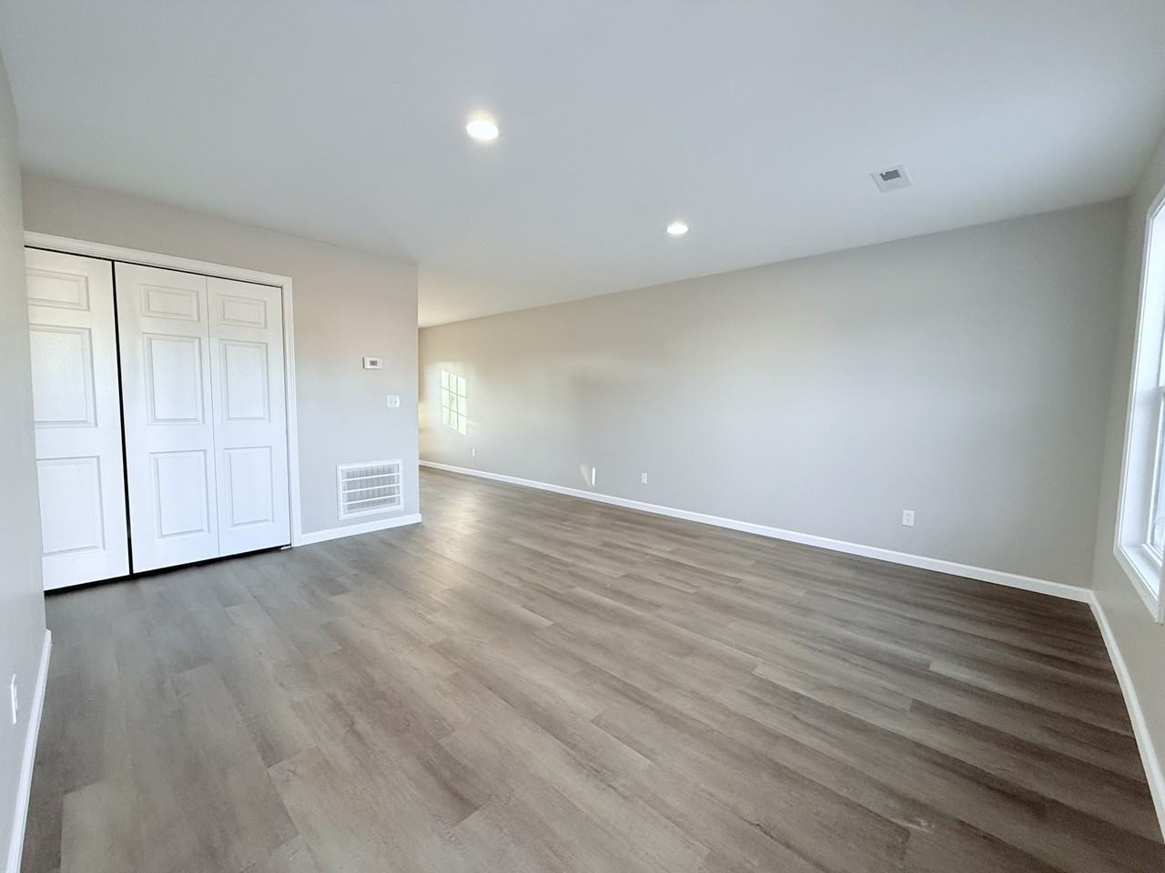 136 Fleenor Road - Photo 3 of 14