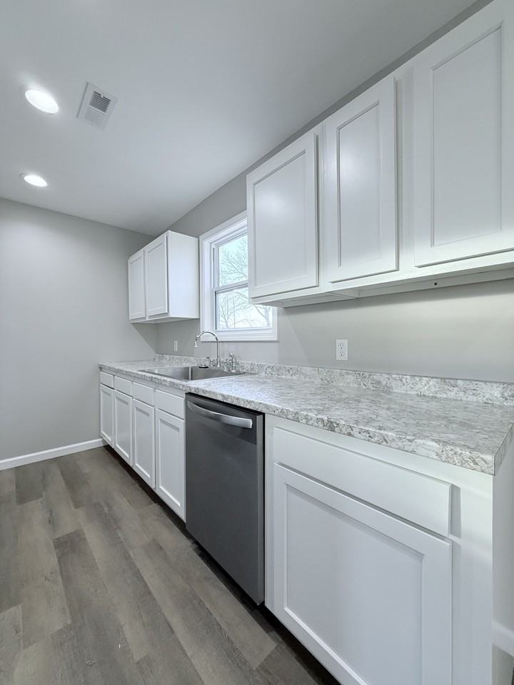 146 Fleenor Road - Photo 5 of 16