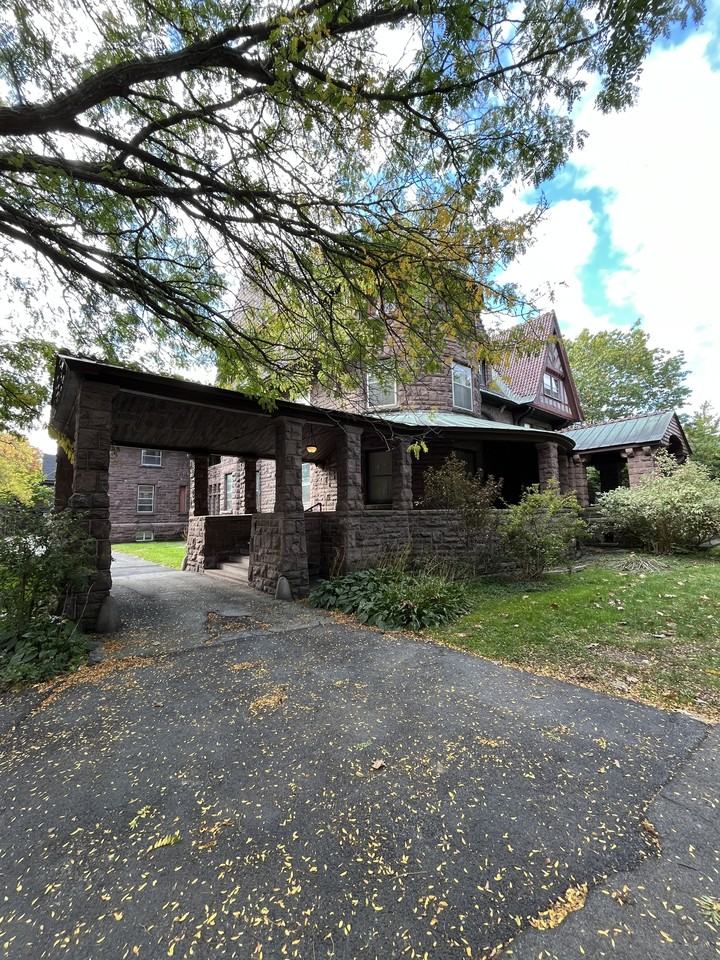 241 Clinton Street - Photo 2 of 23