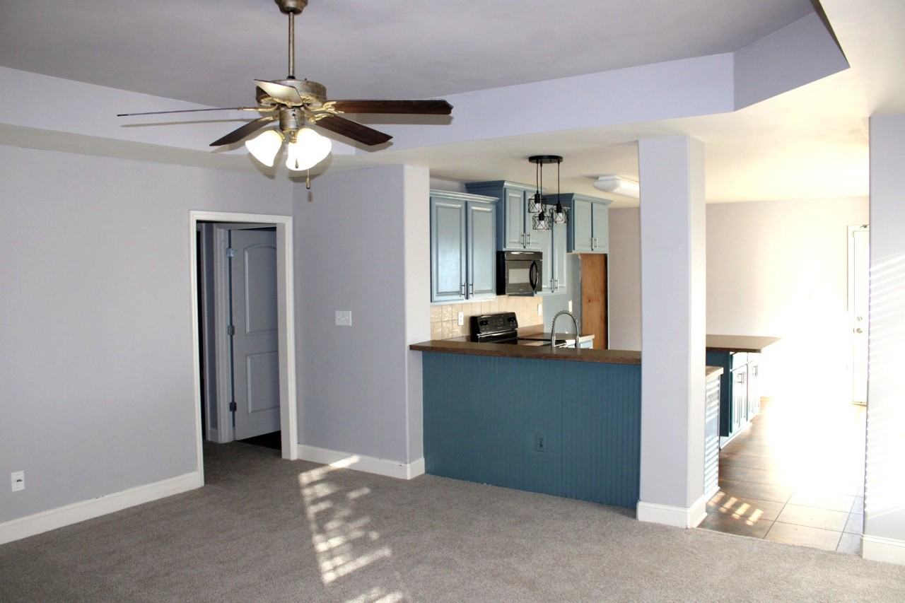 176 Fields Pond Dr #1 - Photo 2 of 10