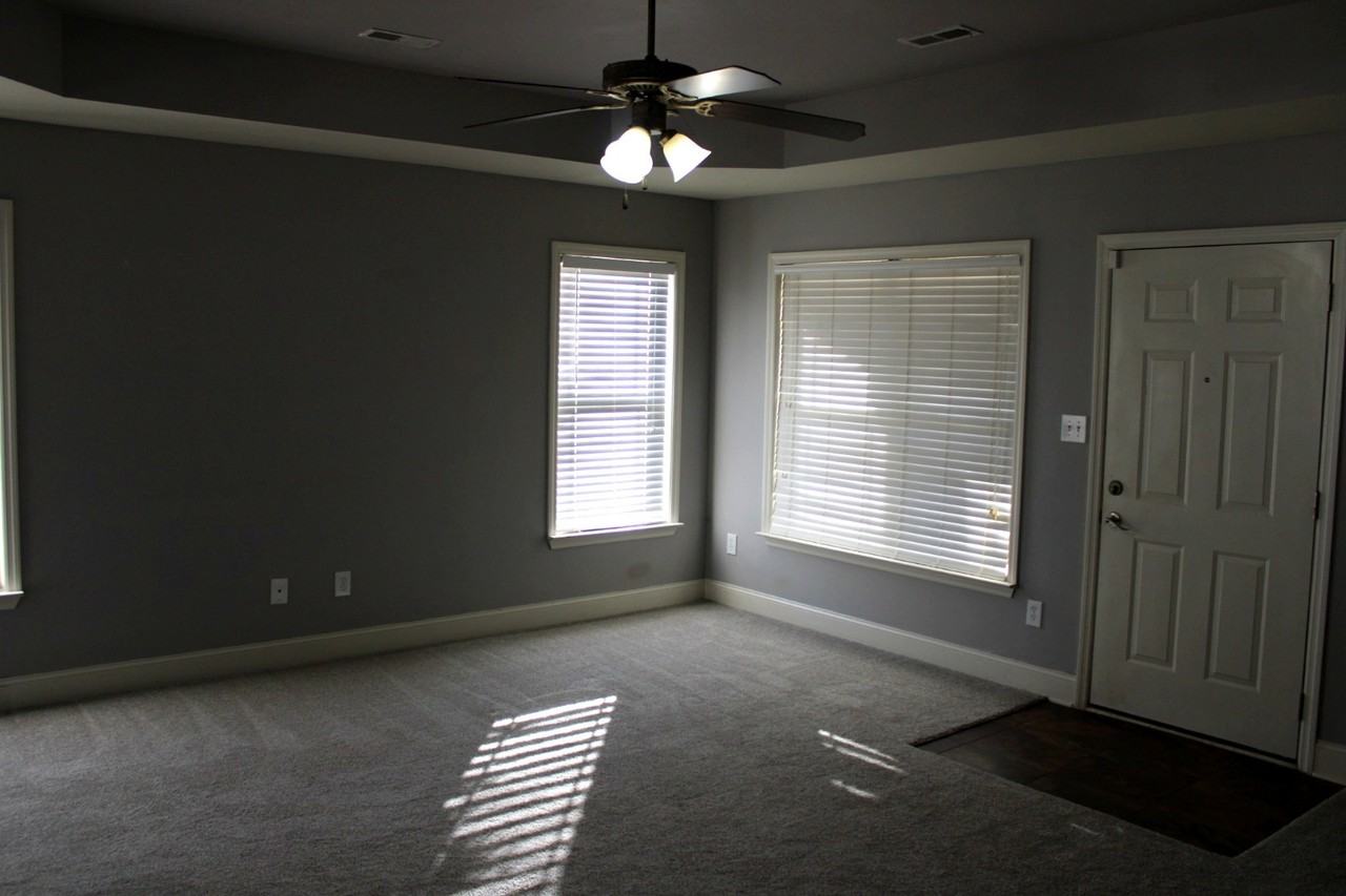 176 Fields Pond Dr #1 - Photo 3 of 15