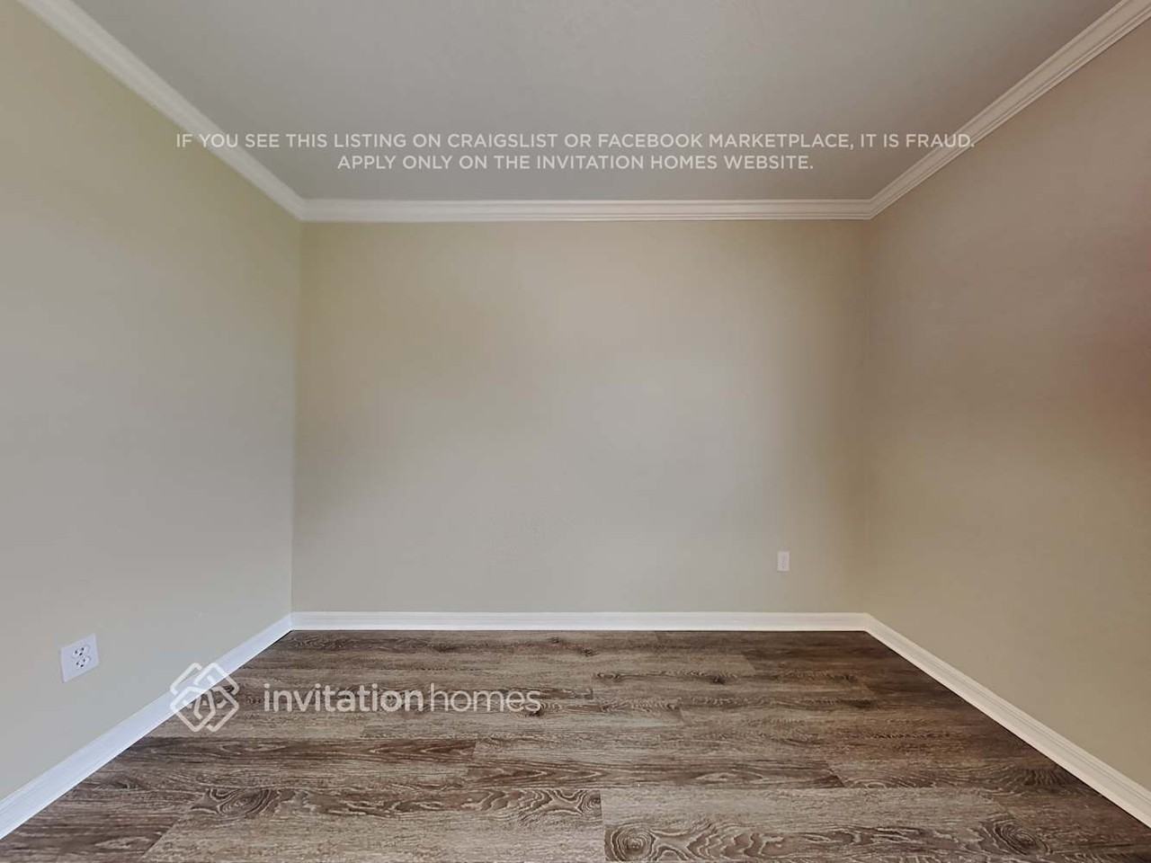 2252 S Chamberlain Blvd - Photo 7 of 16