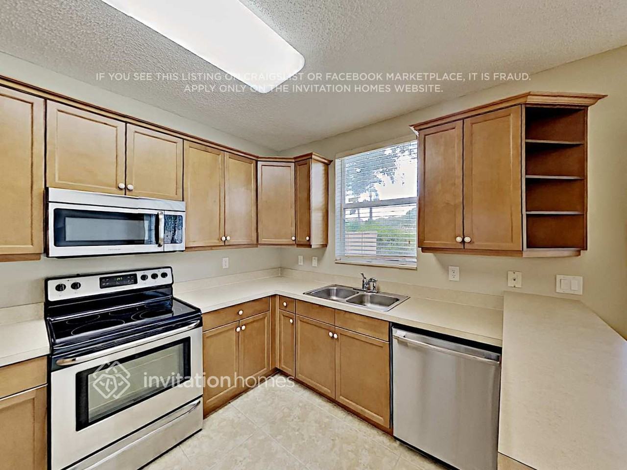 4720 Sw 163rd Ave - Photo 7 of 19