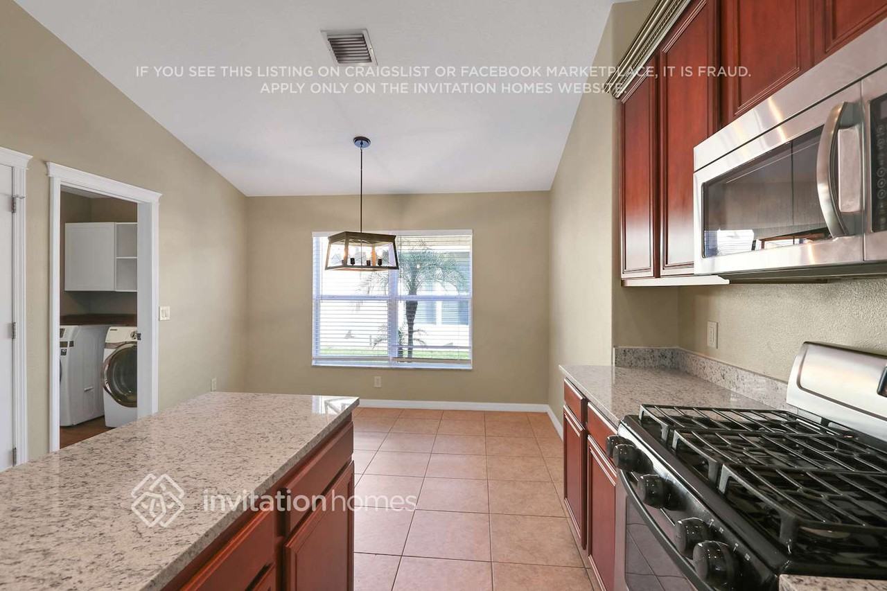 6827 Guilford Bridge Dr - Photo 7 of 36