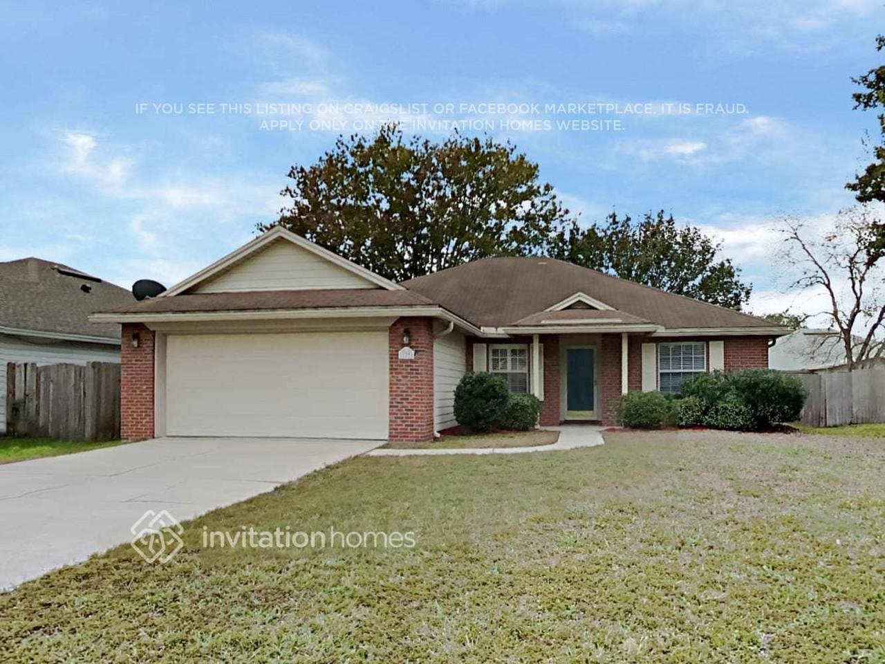 11274 Finchley Ln - Photo 2 of 6