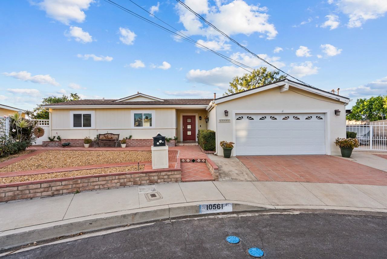 10561 Alskog St #1 - Photo 4 of 50