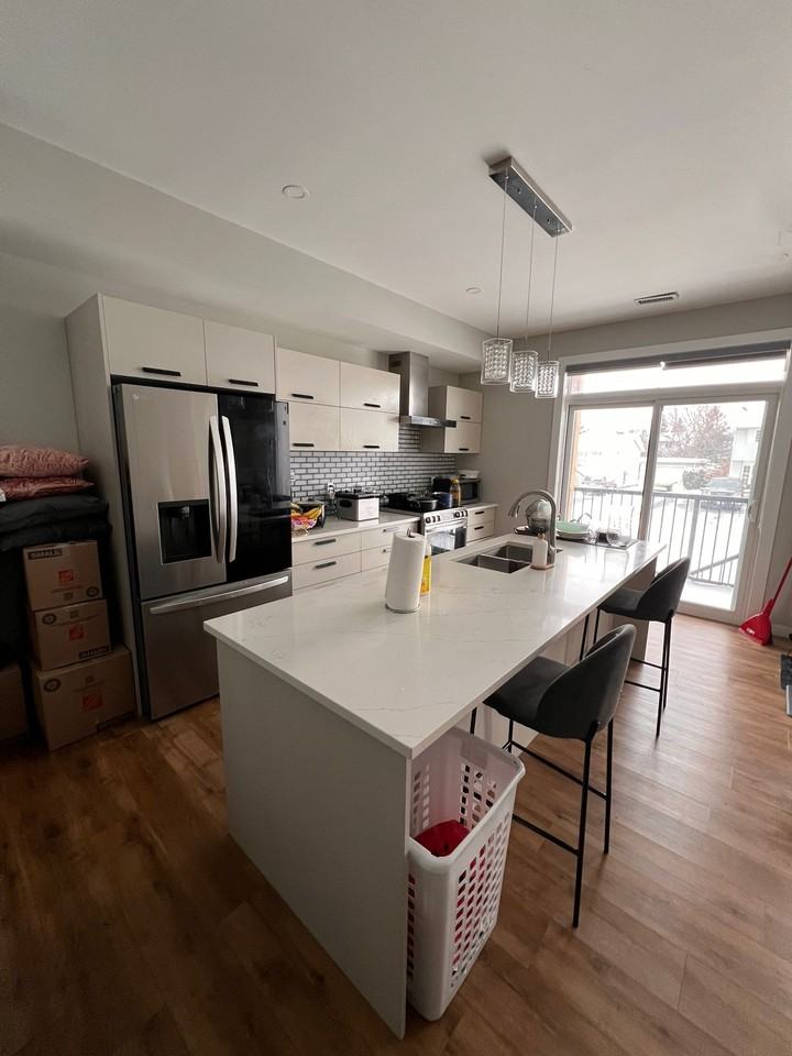 1371 Maxime St #A - Photo 5 of 10