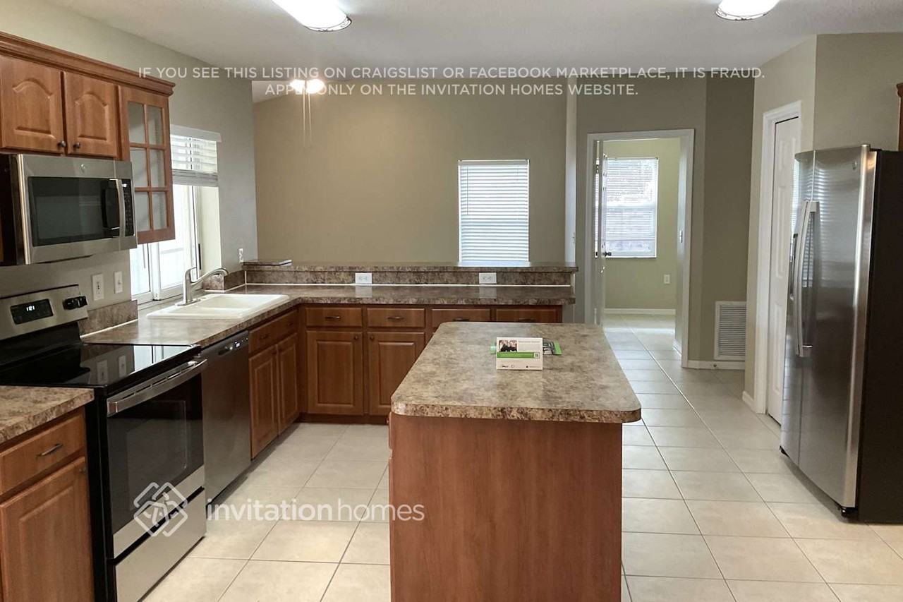 1334 Scattered Pines Pl - Photo 3 of 13