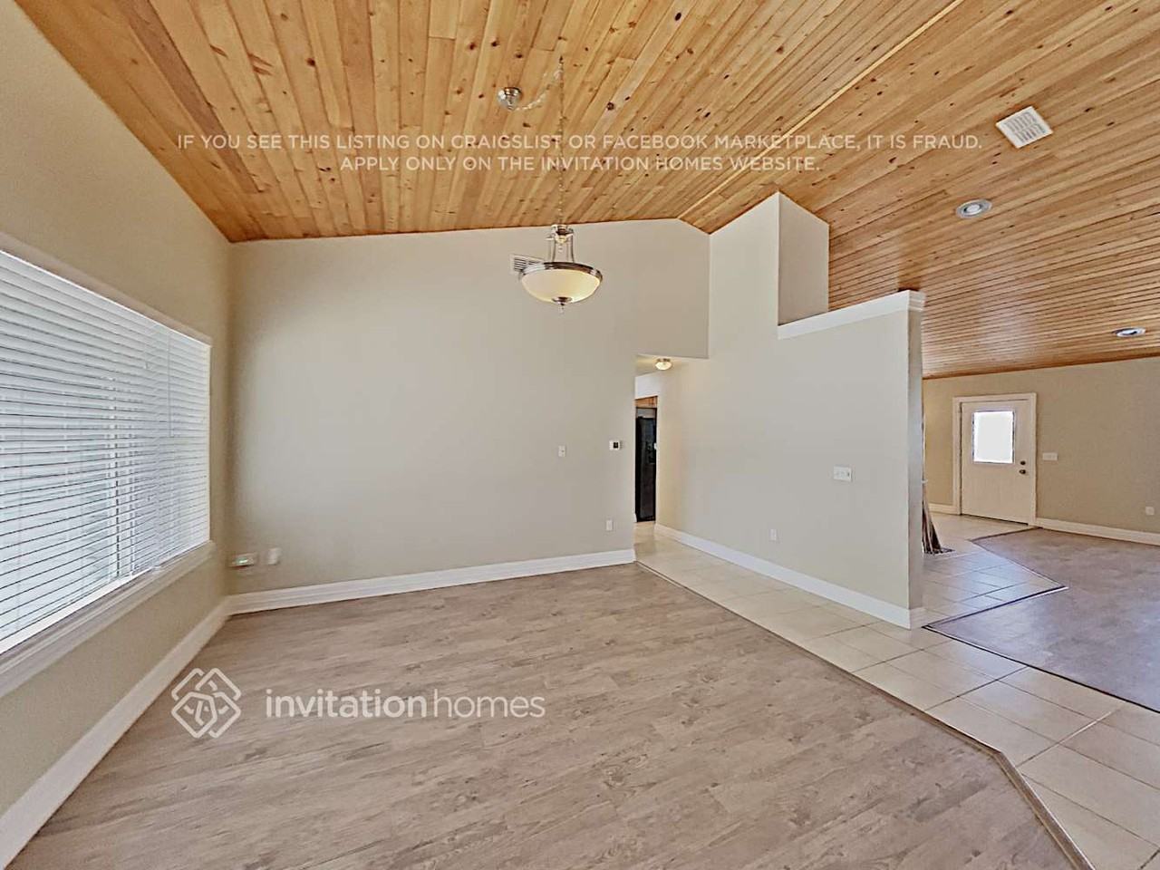 10613 Lakeshore Dr - Photo 4 of 18