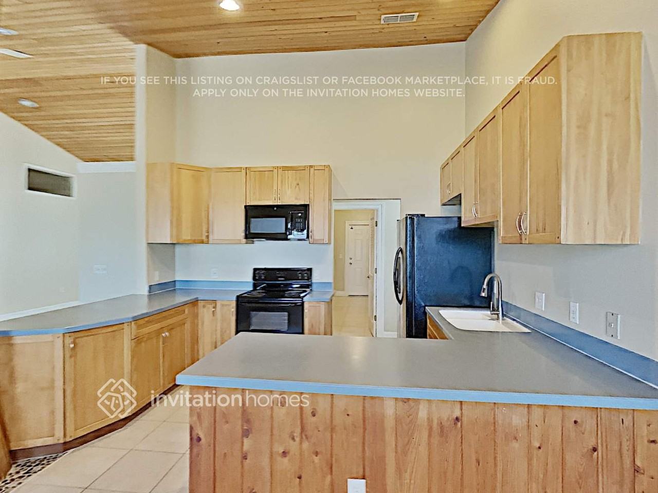 10613 Lakeshore Dr - Photo 7 of 18