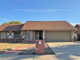 featured image of 1515 W Yukon Dr