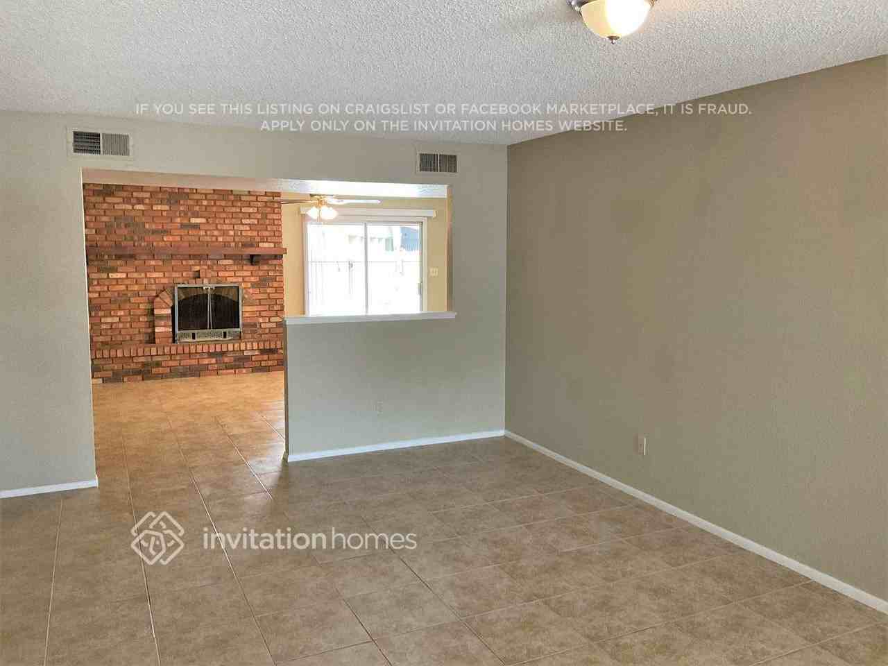 1515 W Yukon Dr - Photo 3 of 15