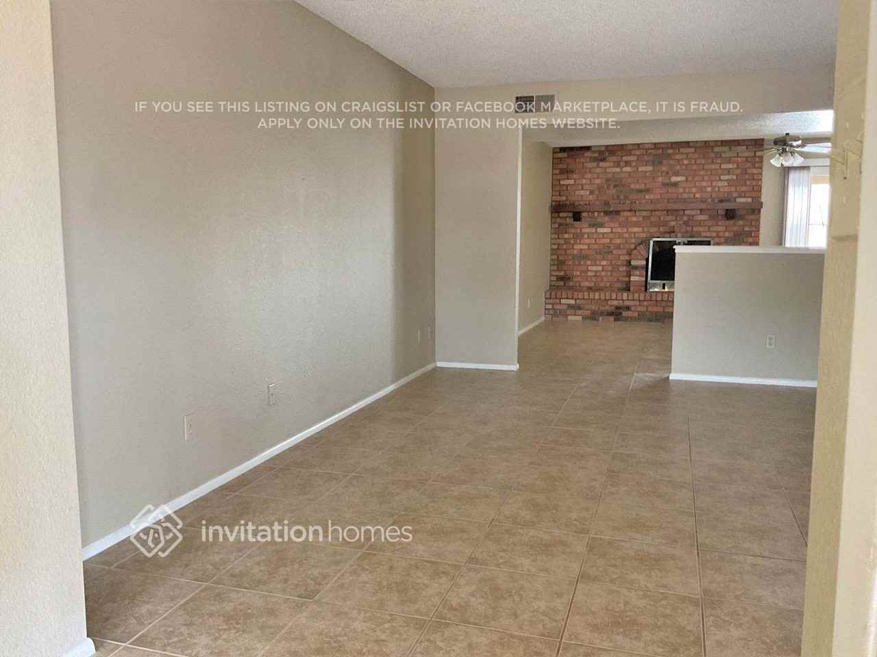 1515 W Yukon Dr - Photo 4 of 15