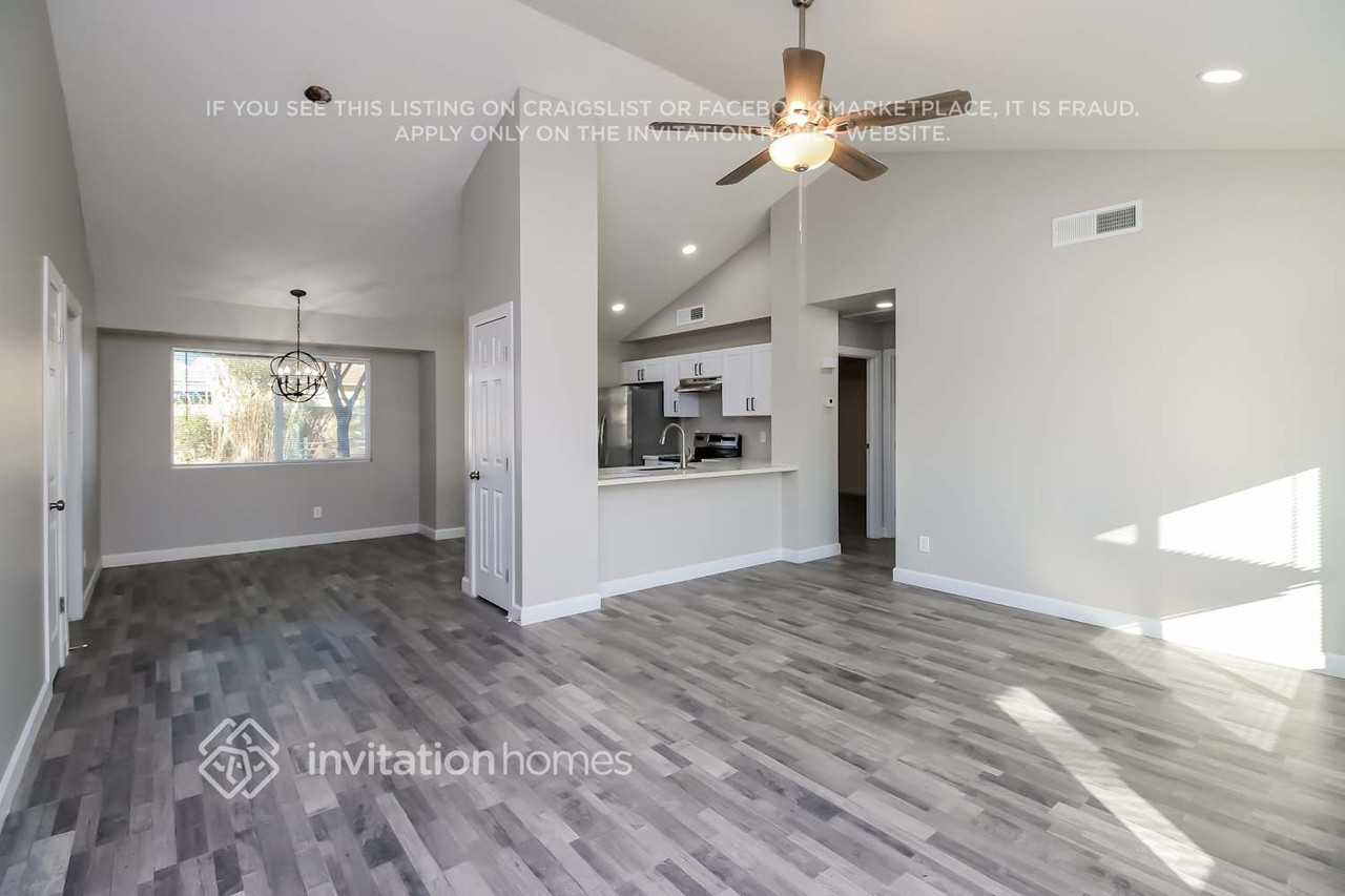 3520 E Pueblo Ave - Photo 3 of 16