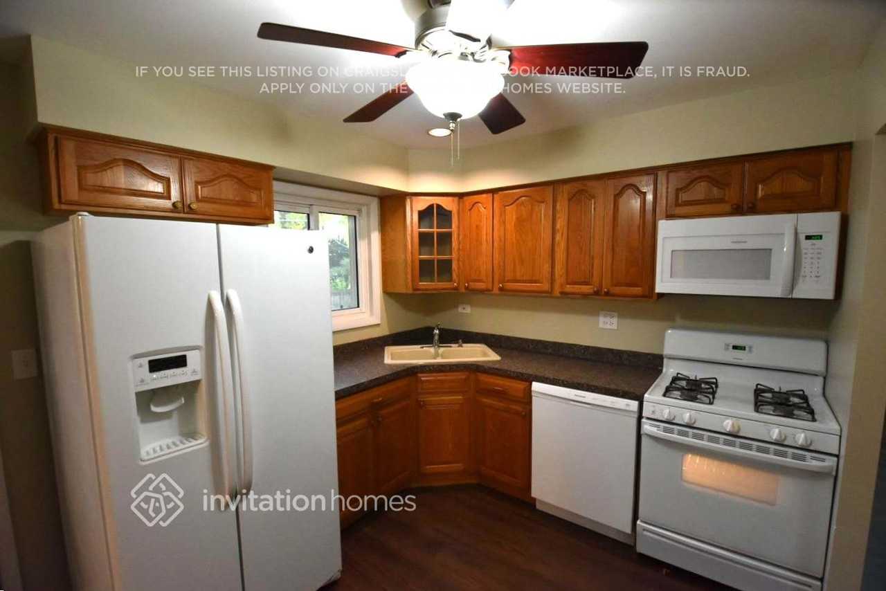 7939 Edgewood Ct - Photo 7 of 23