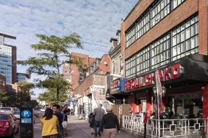 featured image of 1822 Rue Sainte-Catherine O