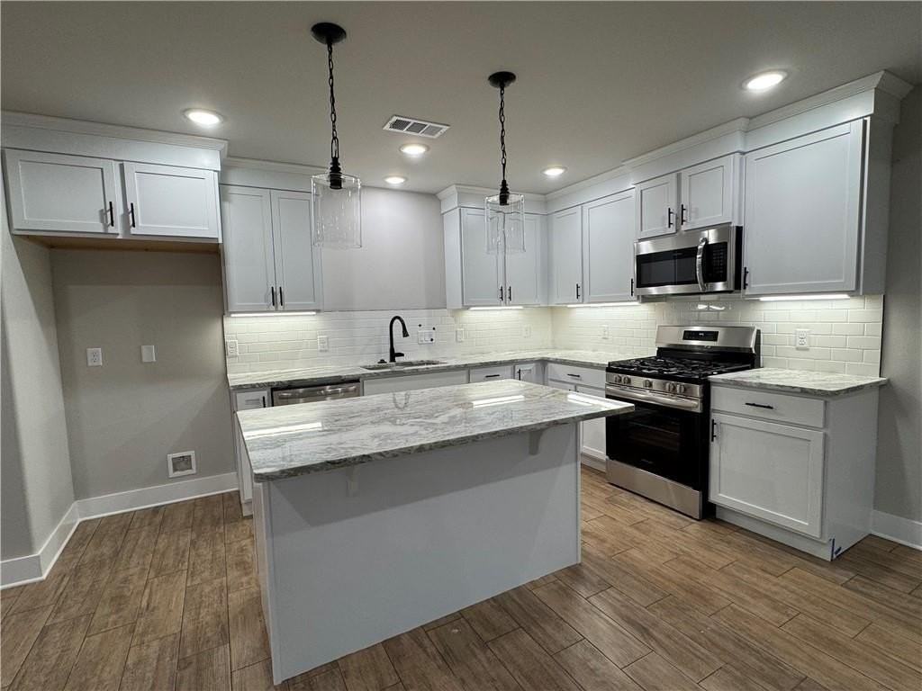 4203 Sw Pawhuska St - Photo 4 of 15