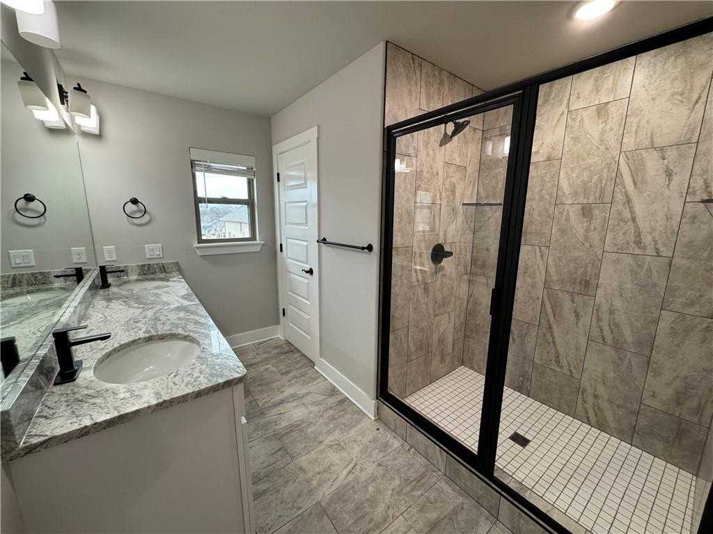 4203 Sw Pawhuska St - Photo 7 of 15