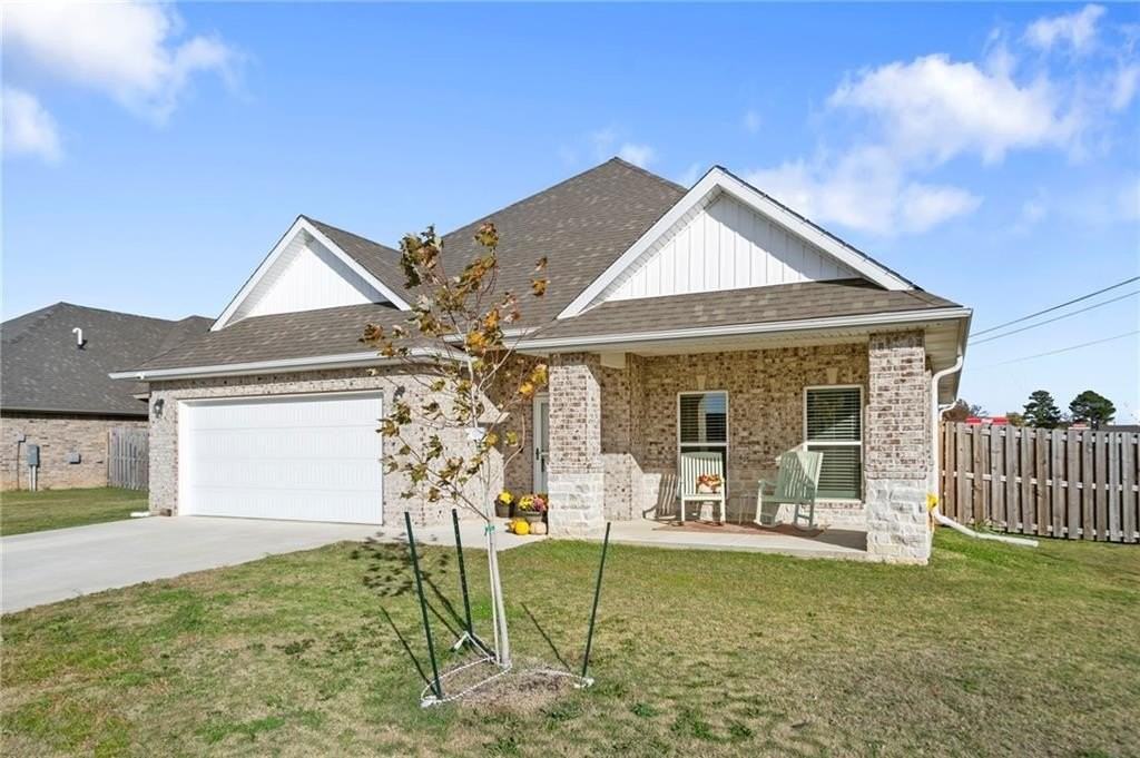 102 Manfield Ave - Photo 2 of 33