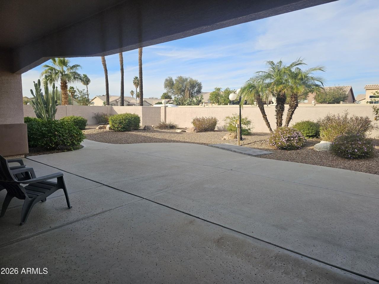 8824 W Custer Ln - Photo 6 of 17