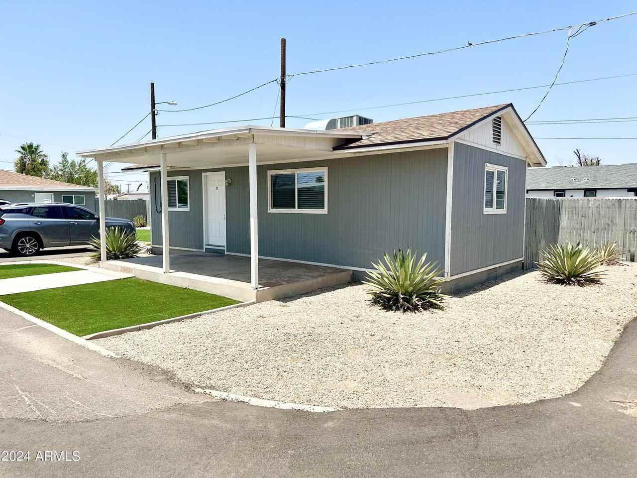 5123 N 17th Ave Apt 3 #3 - Photo 2 of 17