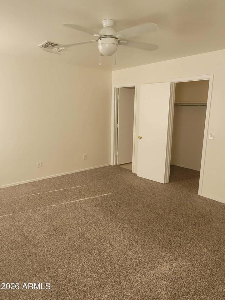 15733 W Watson Ln - Photo 7 of 17