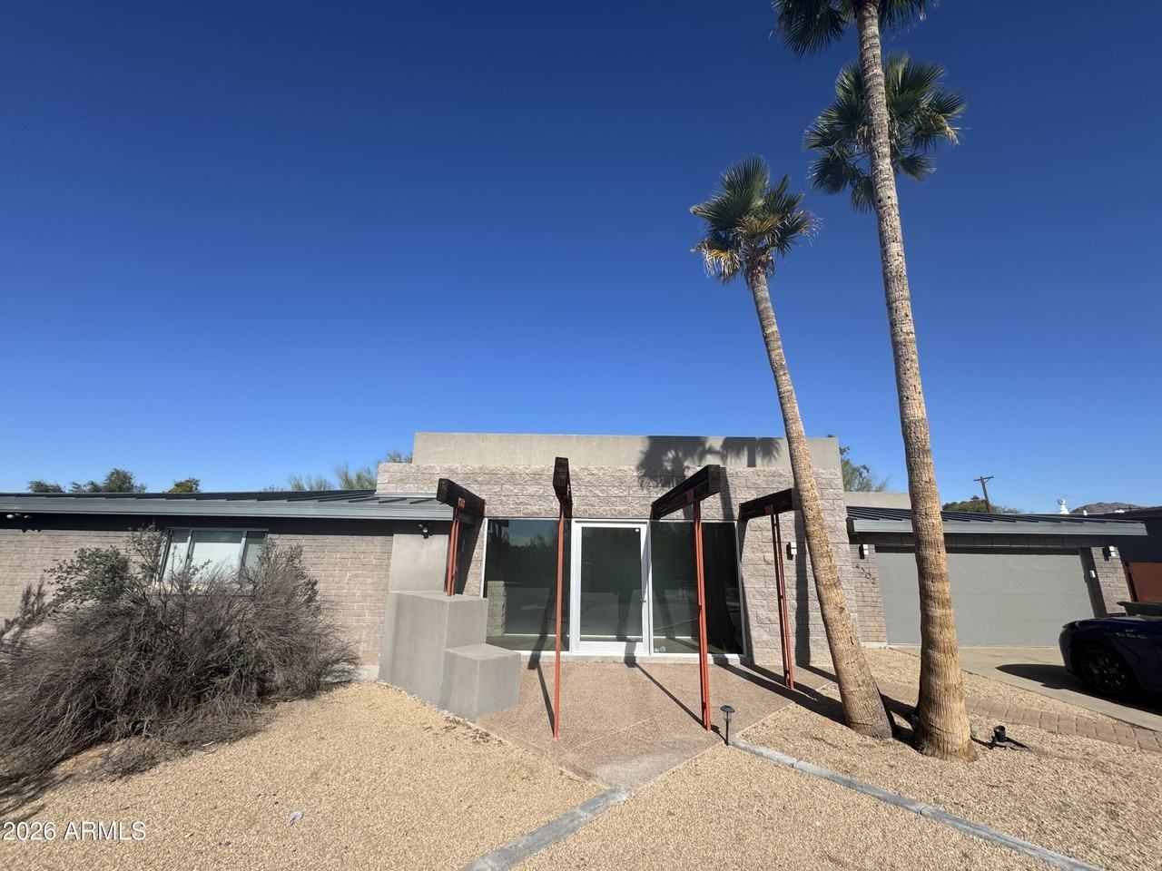 4302 E Saint Joseph Way - Photo 2 of 39