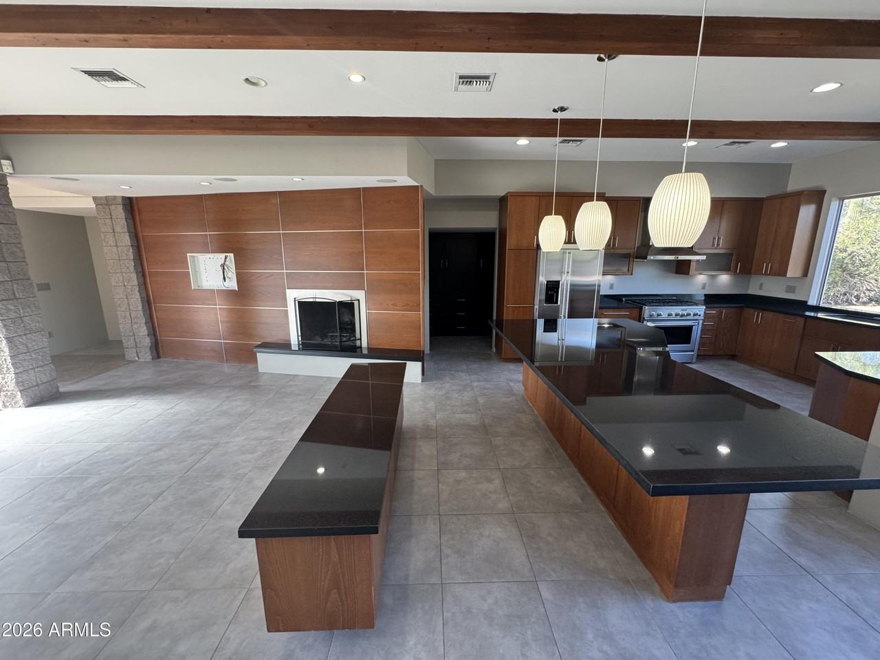 4302 E Saint Joseph Way - Photo 7 of 39