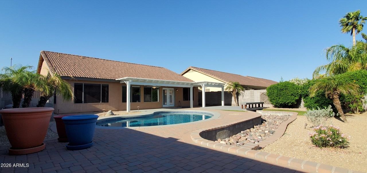 4117 W Menadota Dr - Photo 5 of 39