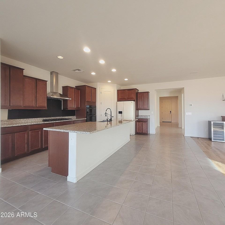 25932 W Firehawk Dr - Photo 4 of 26