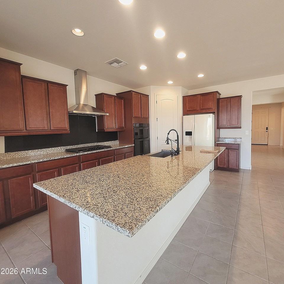 25932 W Firehawk Dr - Photo 6 of 26