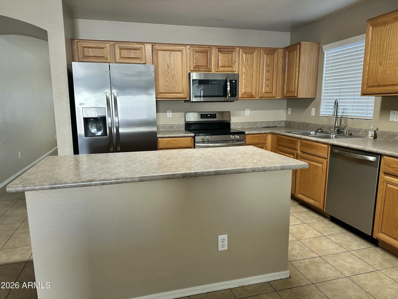 10520 W Magnolia St - Photo 7 of 30