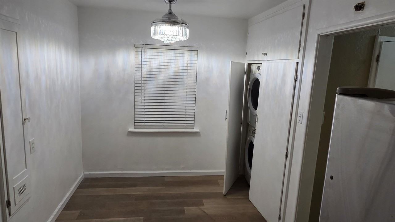 2635 38th Ave - Photo 3 of 4