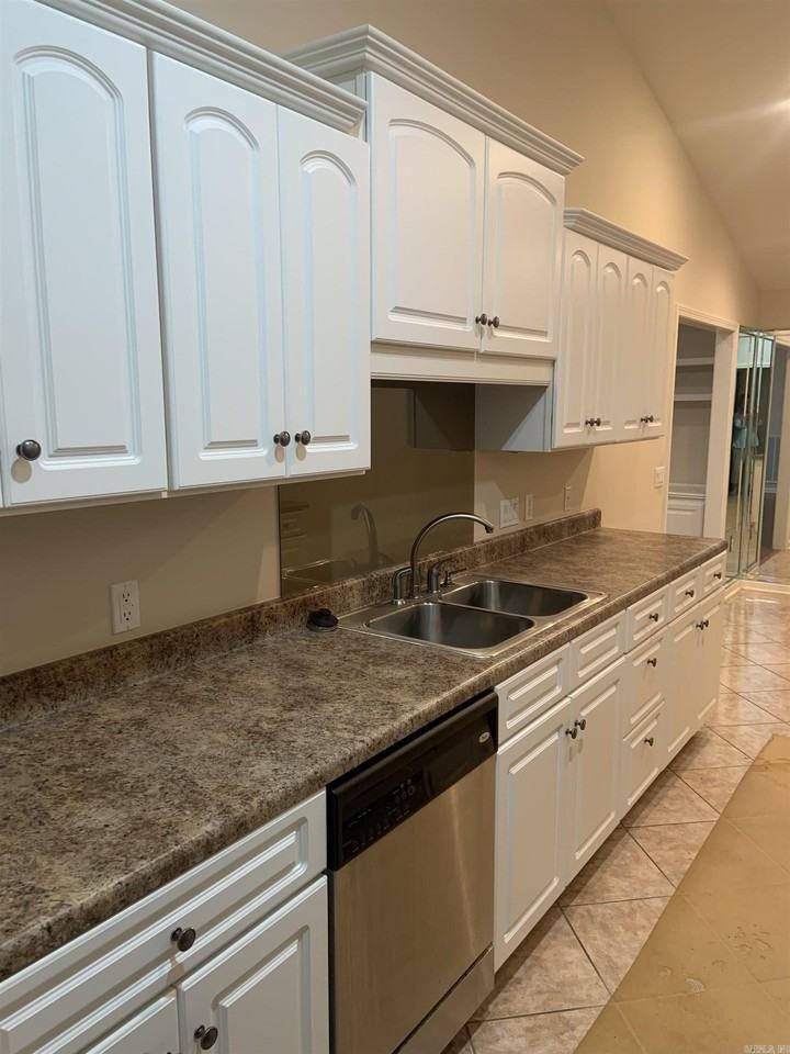 25 Enclave - Photo 5 of 18