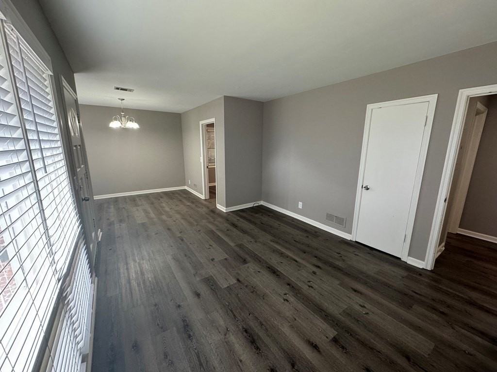 2633 Billie Dr - Photo 4 of 15