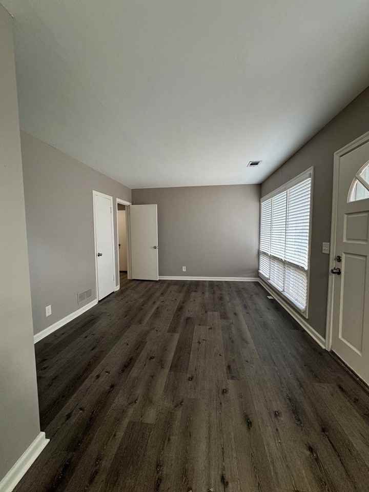 2633 Billie Dr - Photo 5 of 15