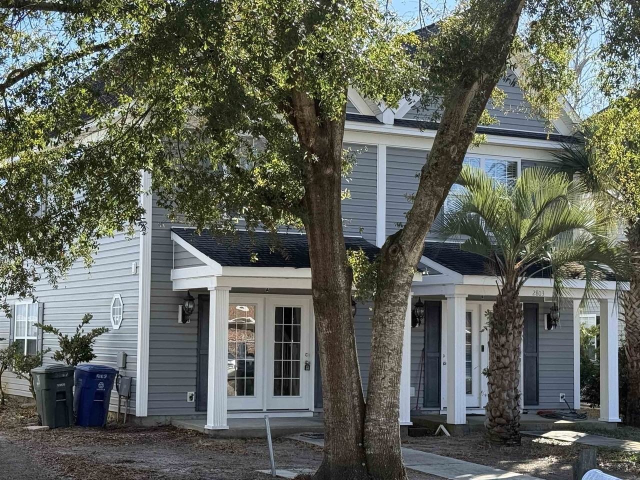 2803 Hilton Dr - Photo 2 of 17