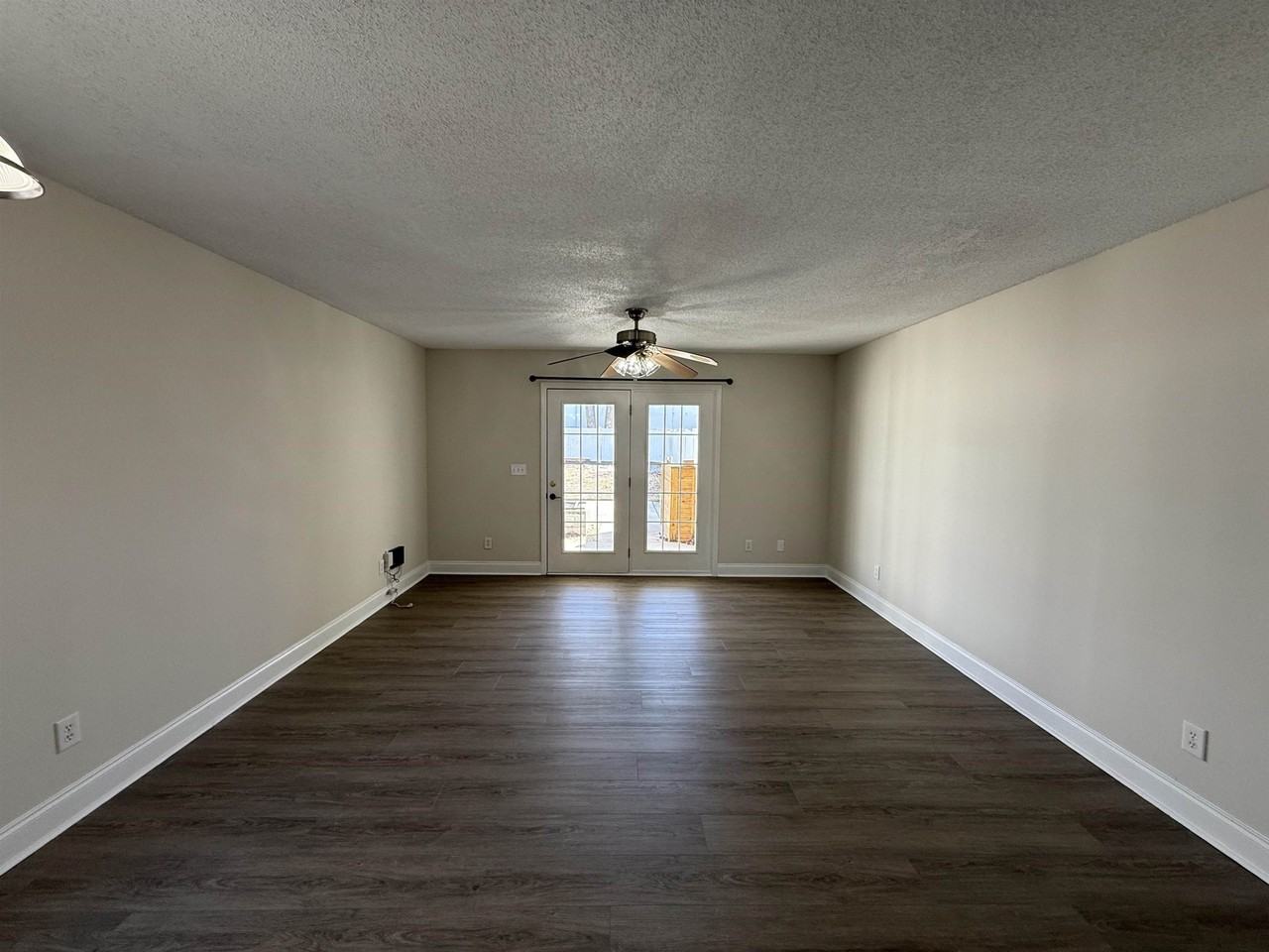 2803 Hilton Dr - Photo 7 of 17