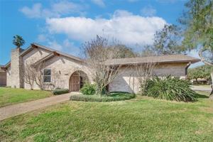 featured image of 5801 Saint Andrews Dr