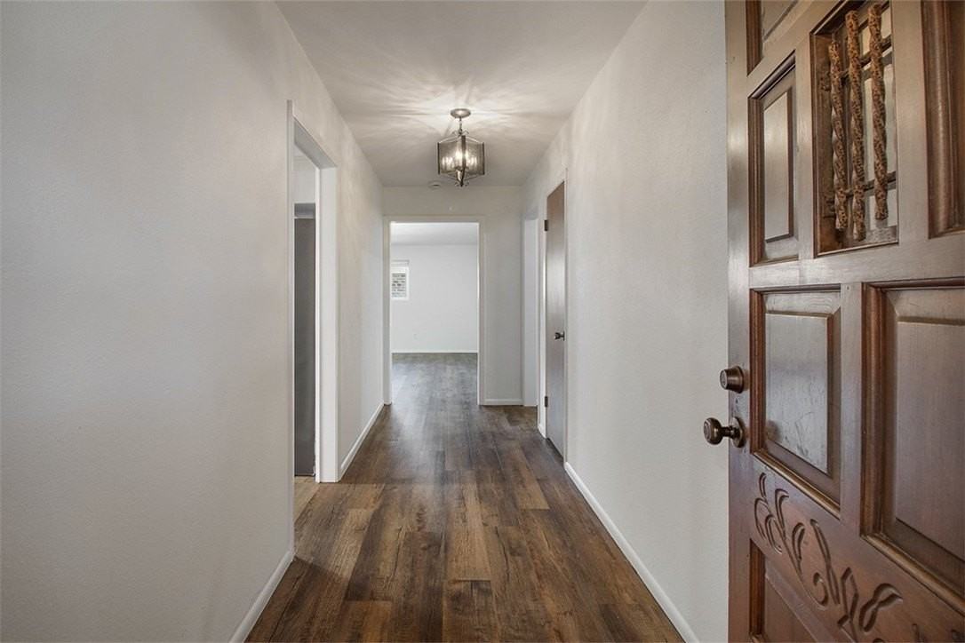 5801 Saint Andrews Dr - Photo 6 of 32