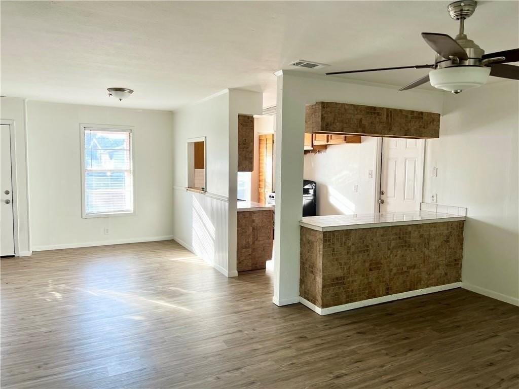 1013 Starlite Dr - Photo 2 of 10