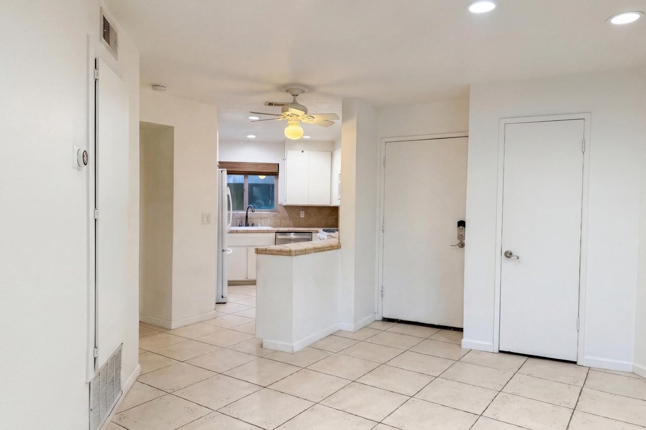 48255 Monroe St Apt 20 #20 - Photo 4 of 21