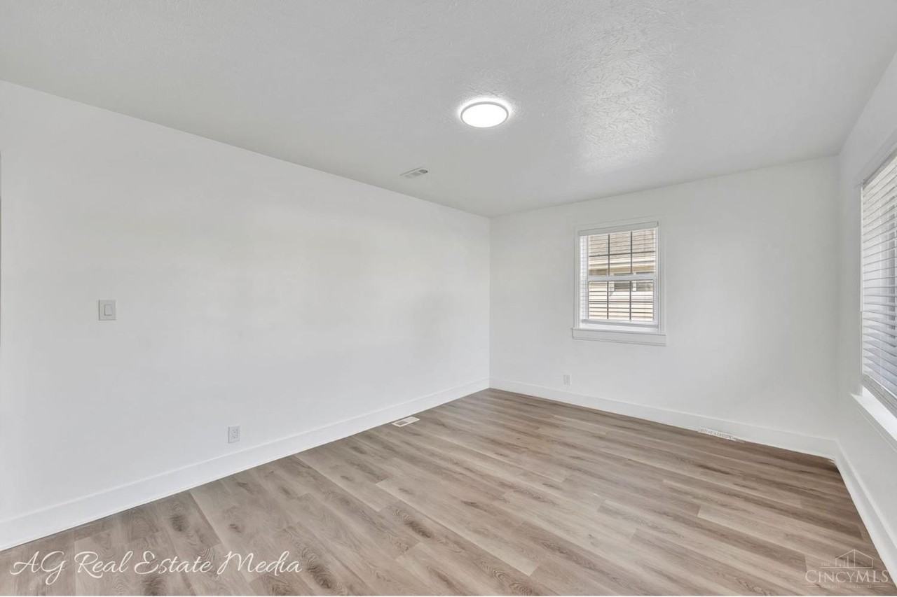 1643 Biscayne Dr - Photo 5 of 29