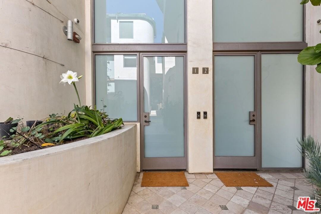 11 Marine Ter Unit 1 #1 - Photo 4 of 47