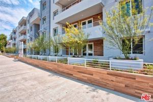 featured image of 4240 Laurel Canyon Blvd Ph 402 #402