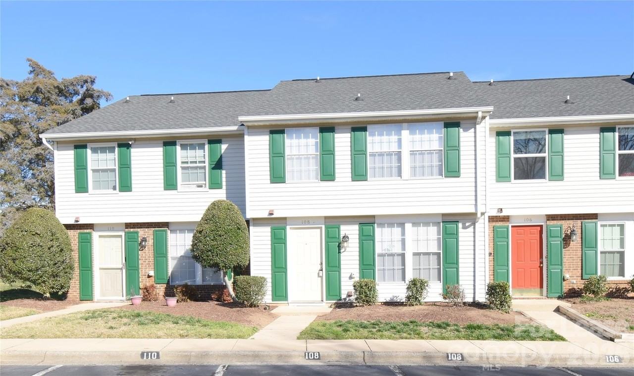 108 Water Oak Dr - Photo 2 of 29