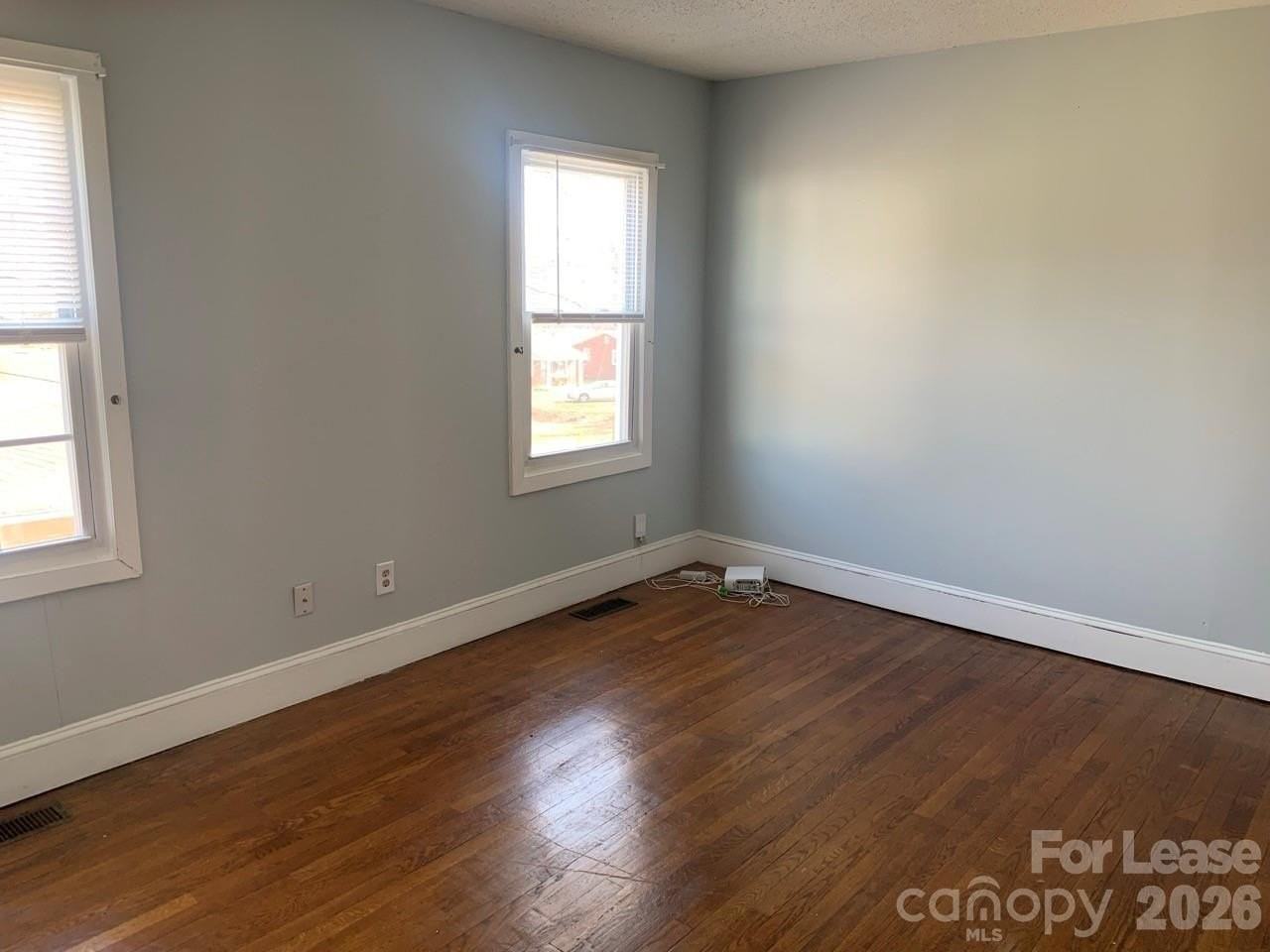 544 N Center St #A546 - Photo 6 of 13