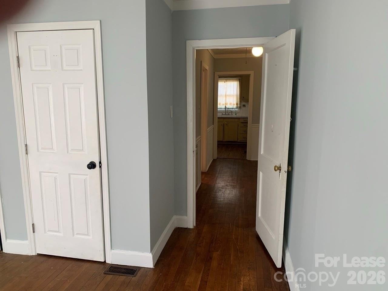 544 N Center St #A546 - Photo 7 of 33