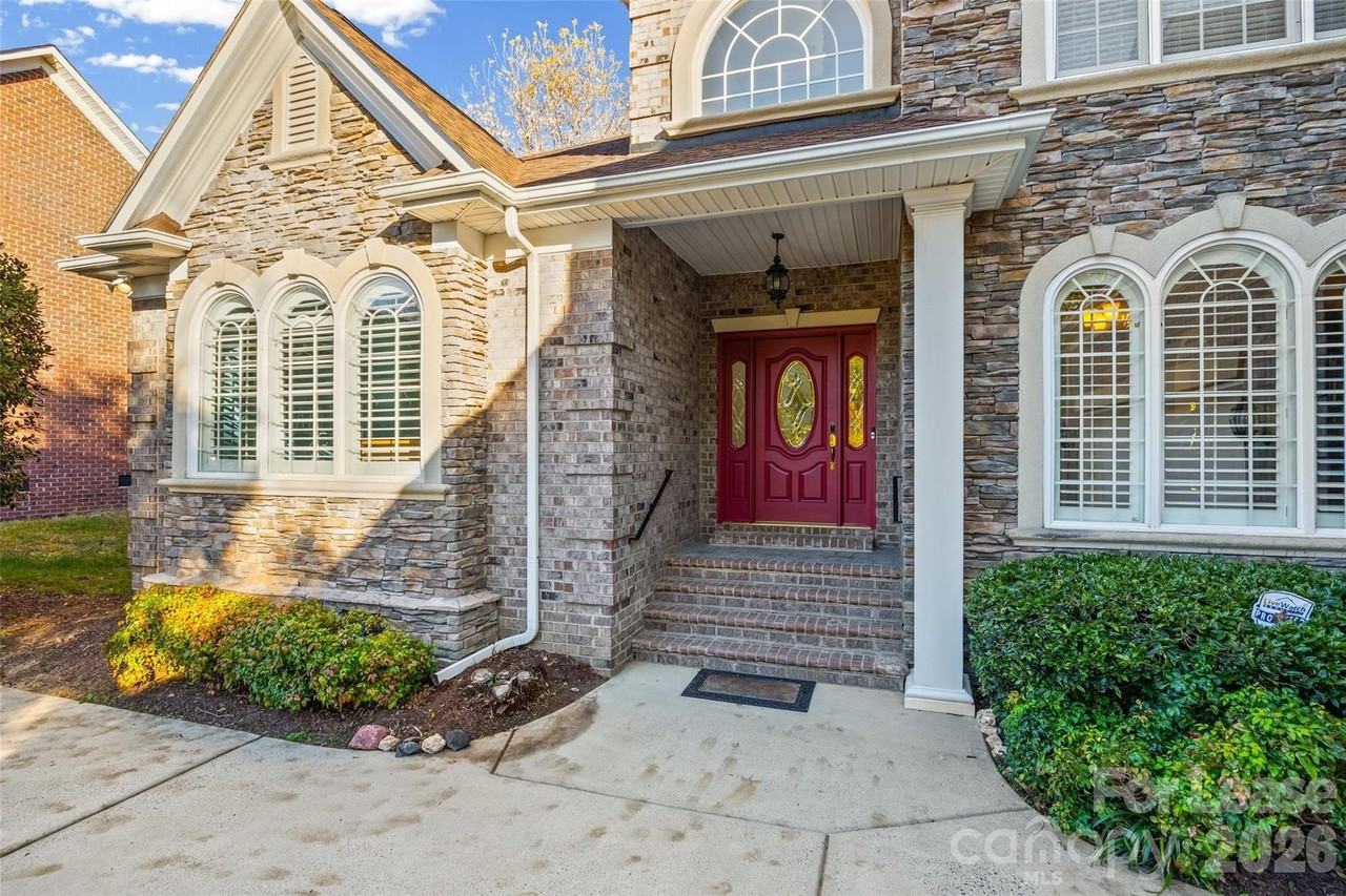 11645 James Richard Dr - Photo 2 of 38