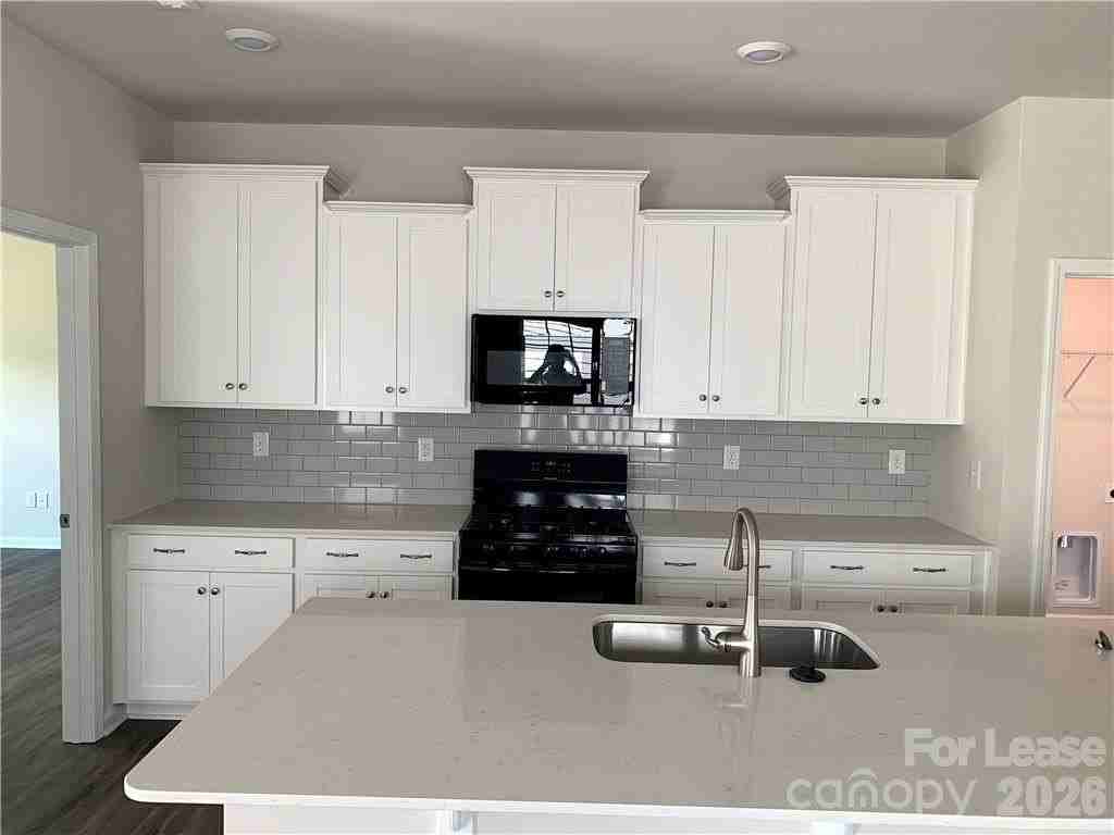 3459 Melwood Drive - Photo 3 of 18